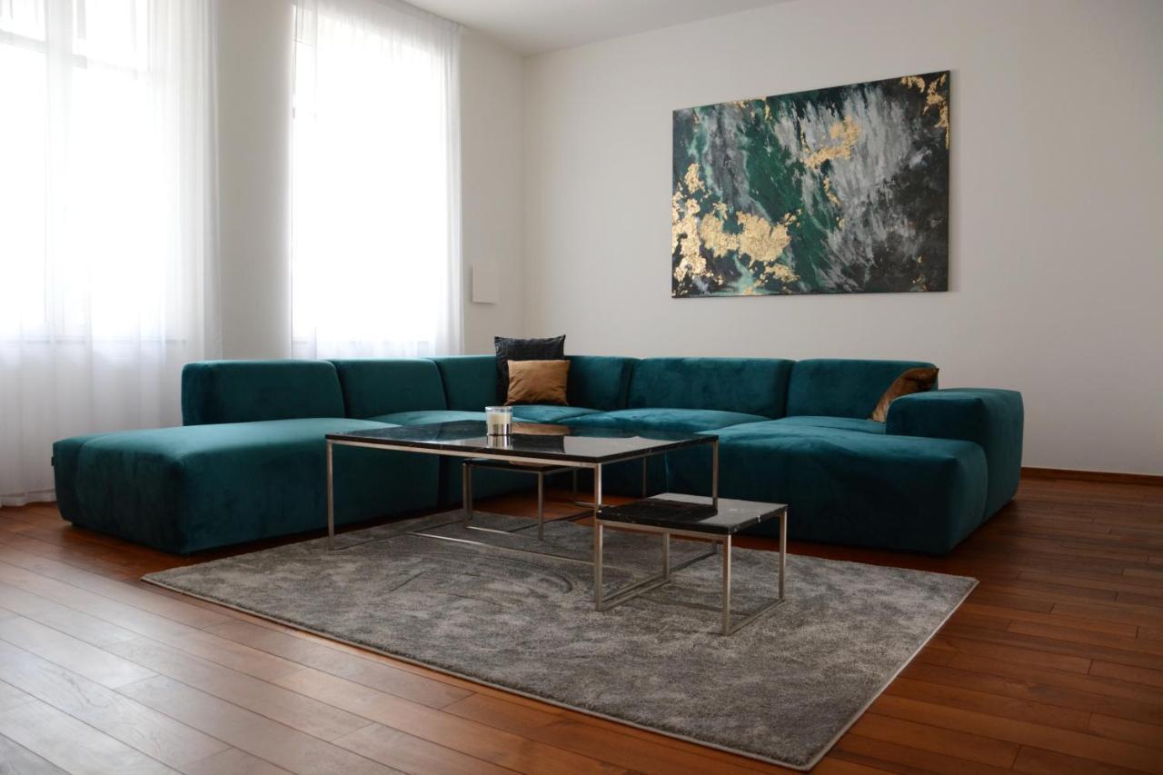 Premium Apartment Near Banska Bystrica Square With Two Big Bedrooms Exterior photo