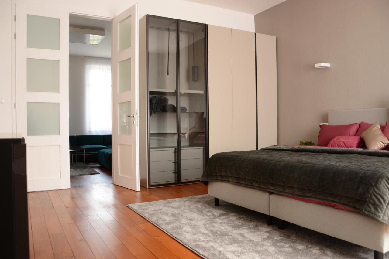 Premium Apartment Near Banska Bystrica Square With Two Big Bedrooms Exterior photo