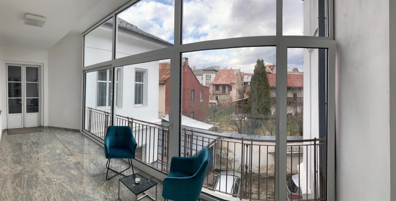 Premium Apartment Near Banska Bystrica Square With Two Big Bedrooms Exterior photo